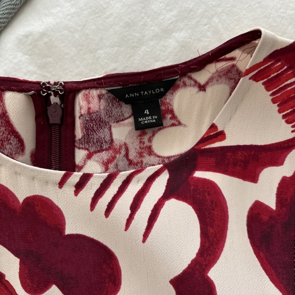 Dress - Picture 3 of 3